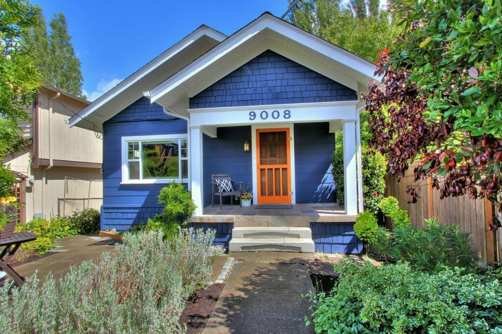 Property Photo: 9008 6th Ave NW WA 98117