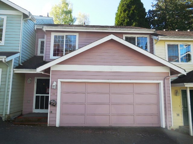 Property Photo: 15633 44th Ave W B3 WA 98087
