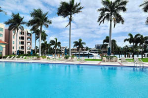 Property Photo:  120 SE 5th Avenue 434  FL 33432 
