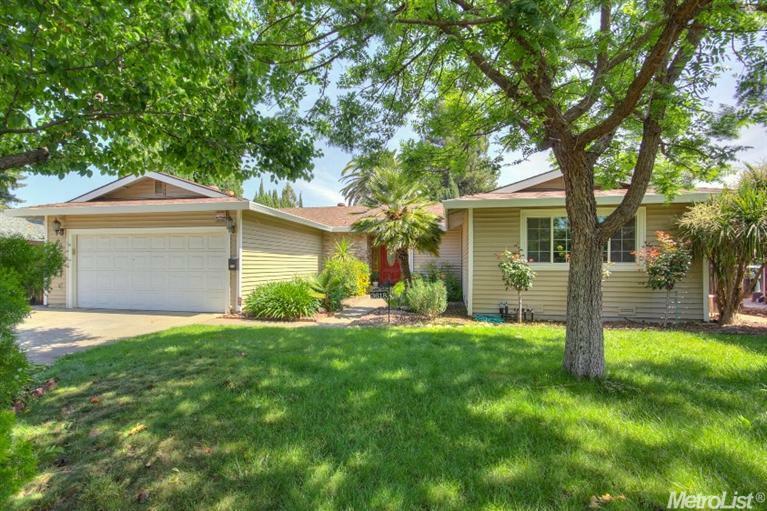 Property Photo:  3618 Ronk Way  CA 95821 