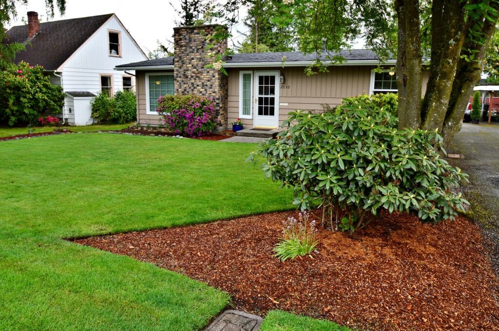 Property Photo: 2030 Roosevelt Ave WA 98022