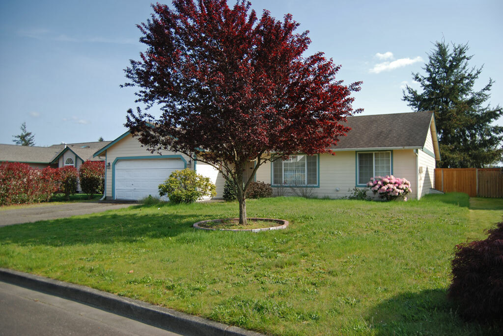 Property Photo: 6217 61st Lp SE WA 98513
