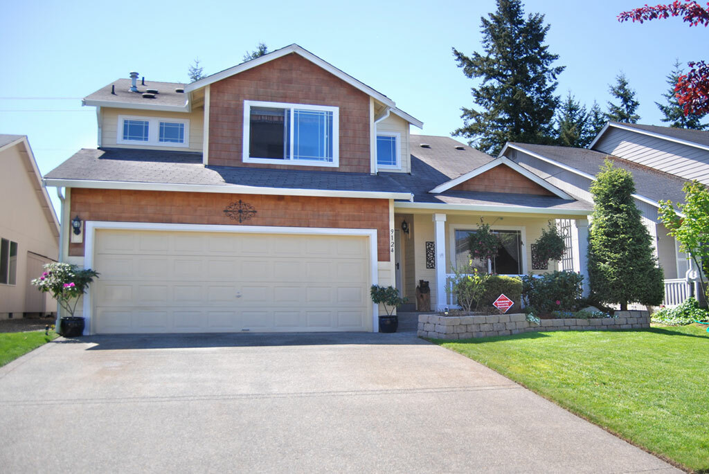 Property Photo:  9124 191 St E  WA 98375 