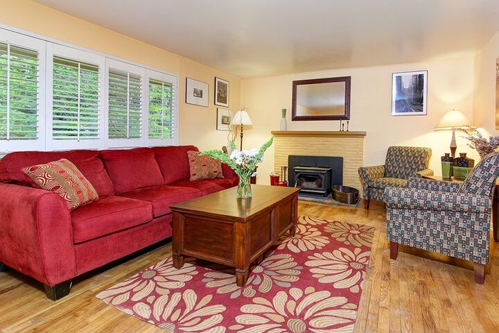 Property Photo:  505 N 185th Place  WA 98133 