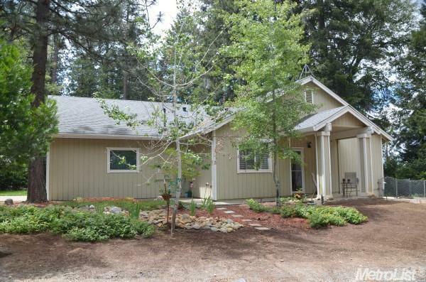 Property Photo: 6891 Ridgeway Drive CA 95726