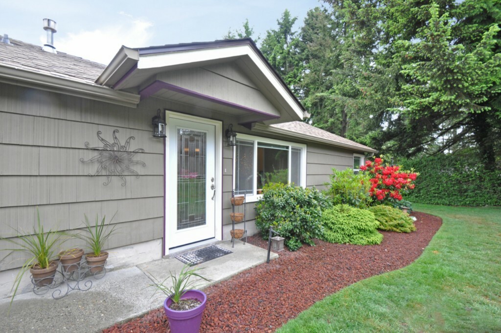 Property Photo:  3904 Sunset Dr W  WA 98466 