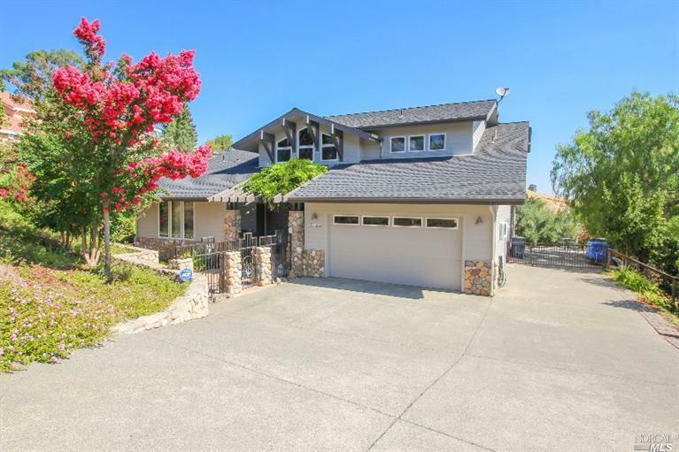 Property Photo:  2160 Vineyard Hills Court  CA 95688 