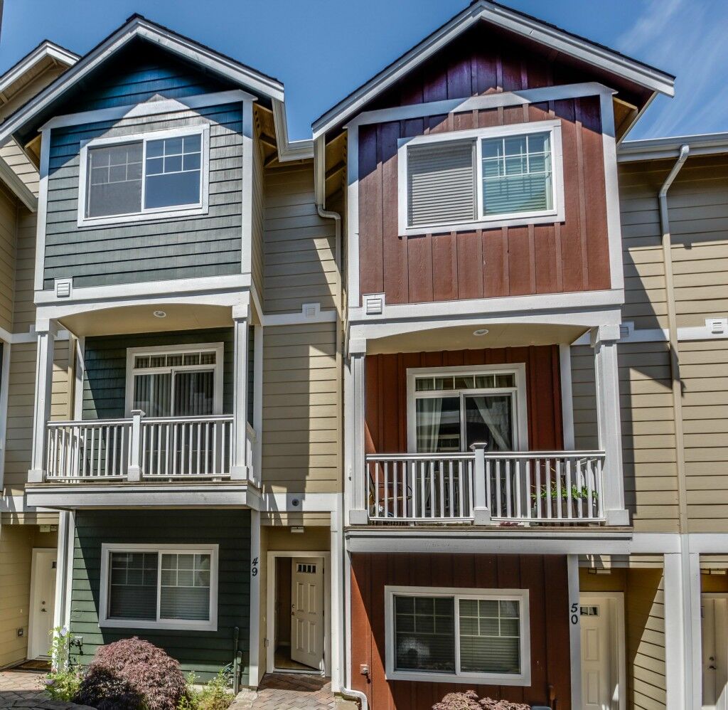 Property Photo:  4802 214th Lane SW 49  WA 98043 