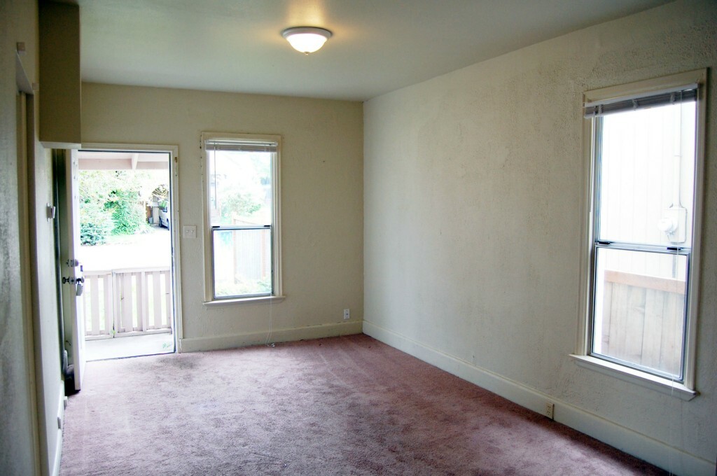 Property Photo:  1673 S 47th St  WA 98408 