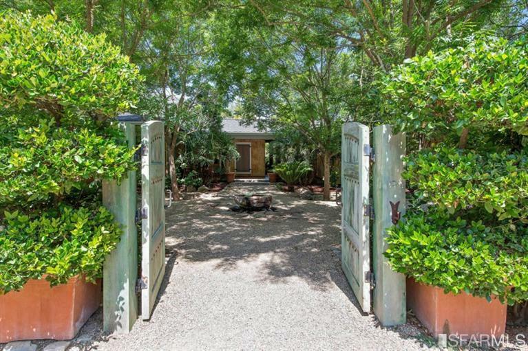 Property Photo: 468 Hollis Lane CA 94574