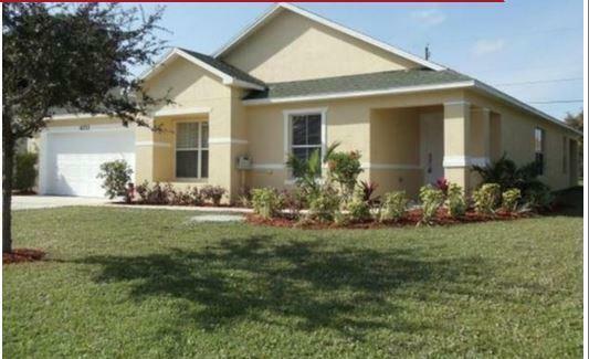 Property Photo:  1033 SW Fenway Road  FL 34953 