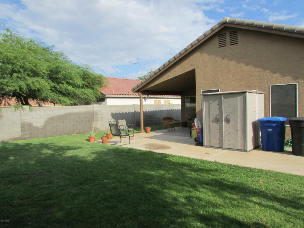 Property Photo:  2426 E Winchester Place  AZ 85286 