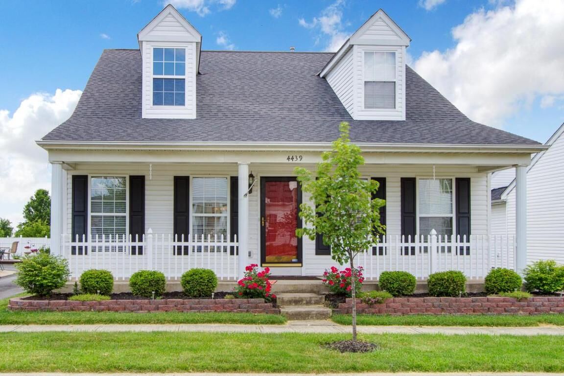 Property Photo: 4439 Alameda Drive OH 43123