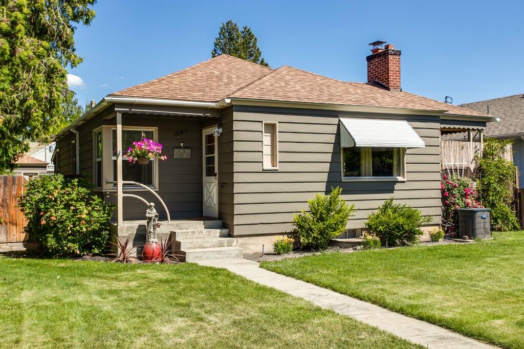 Property Photo:  1045  Kittitas Street  WA 98801