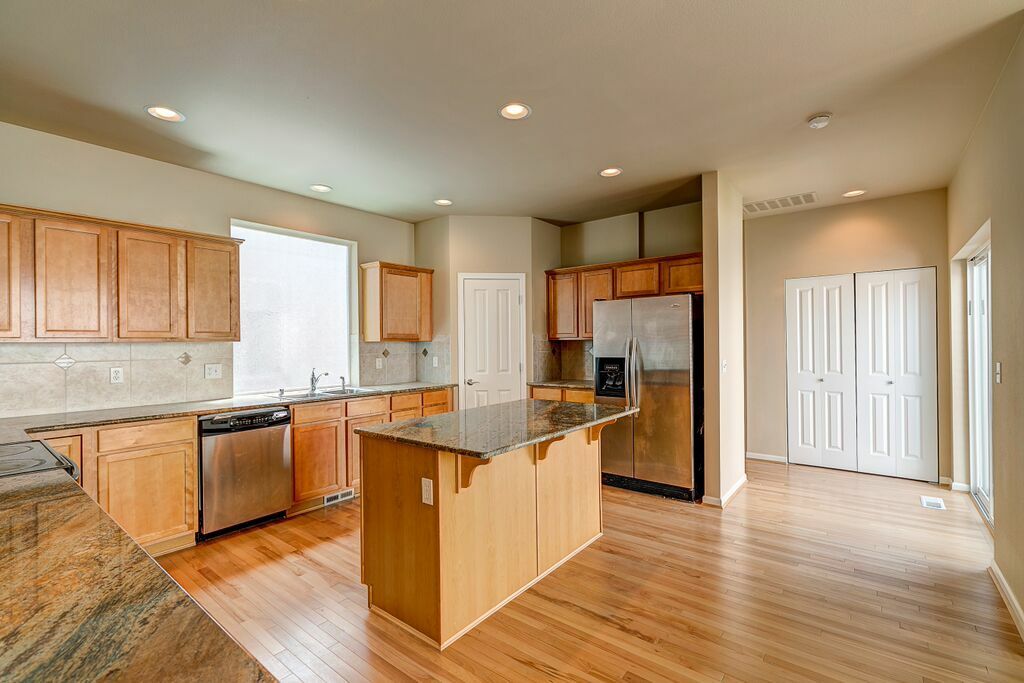 Property Photo:  2728 85th Ave NE  WA 98258 