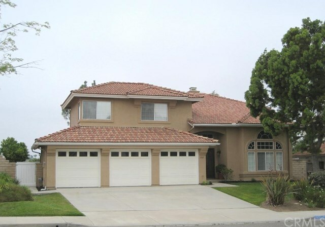 Property Photo:  1367 Via Cibola  CA 92057 