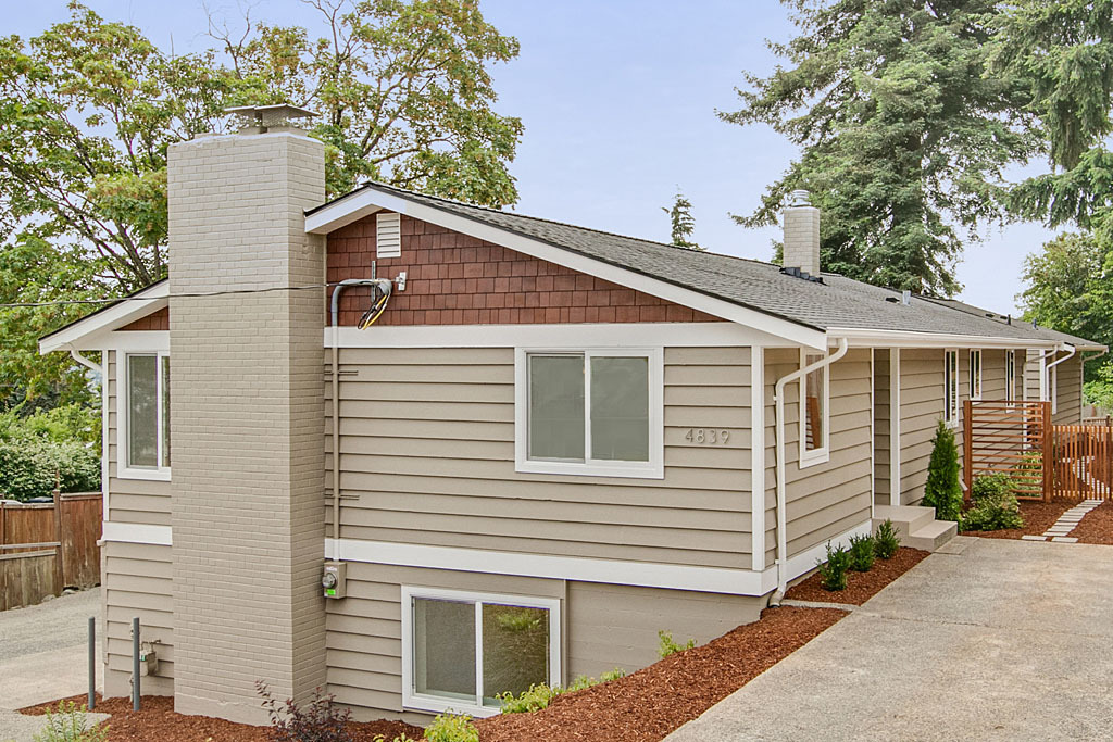 Property Photo: 4839 S 168th St WA 98188