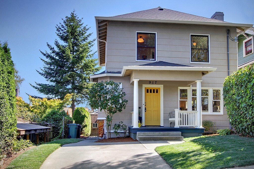 Property Photo: 917 N 49th St WA 98103