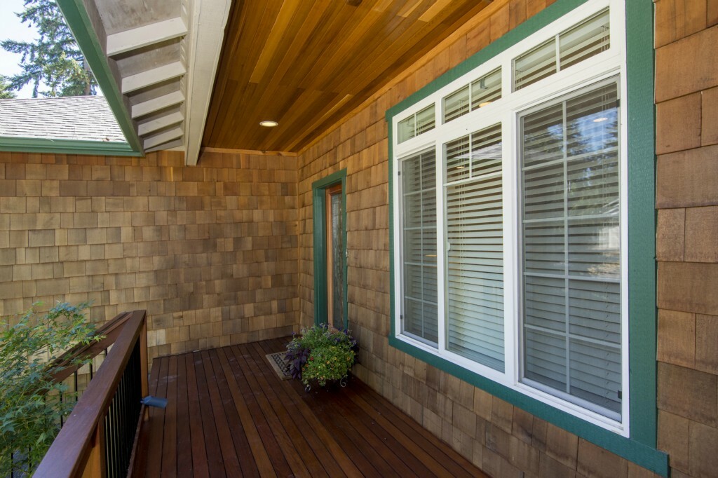 Property Photo: 315 N 155th St WA 98133