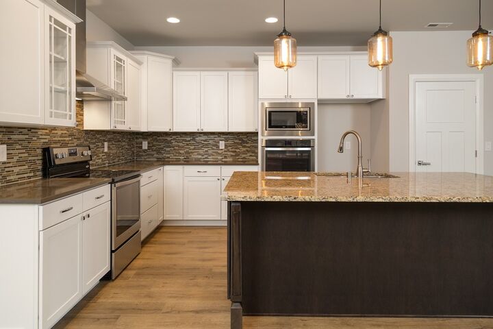 Property Photo:  1418  11th Court  WA 98333 