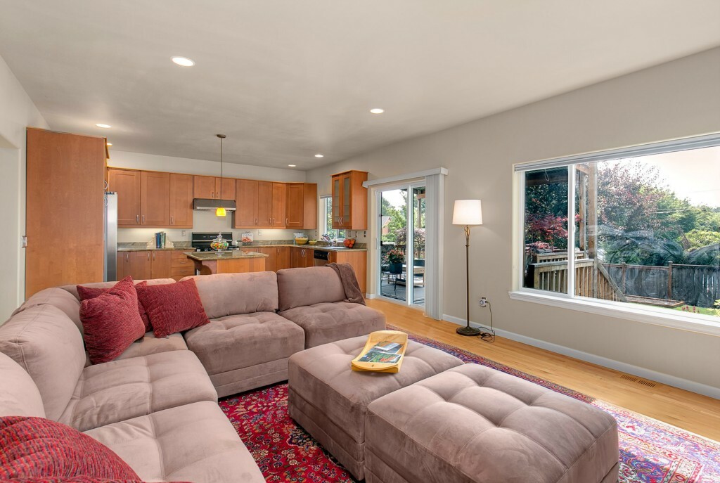 Property Photo:  8027 Beacon Ave S  WA 98118 