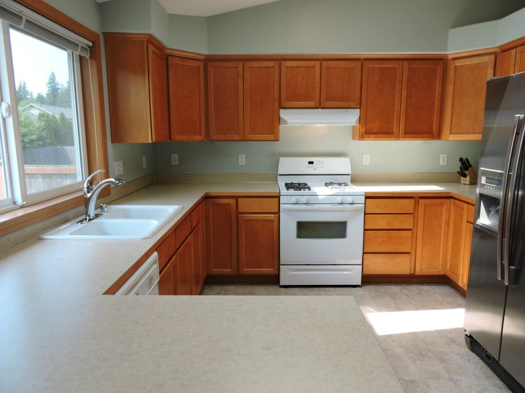 Property Photo: 431 Shantel St WA 98274