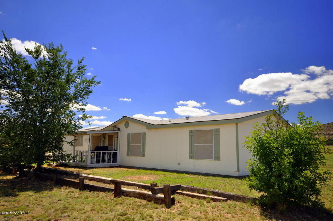 Property Photo:  2420 N Mohawk Trail  AZ 86323 