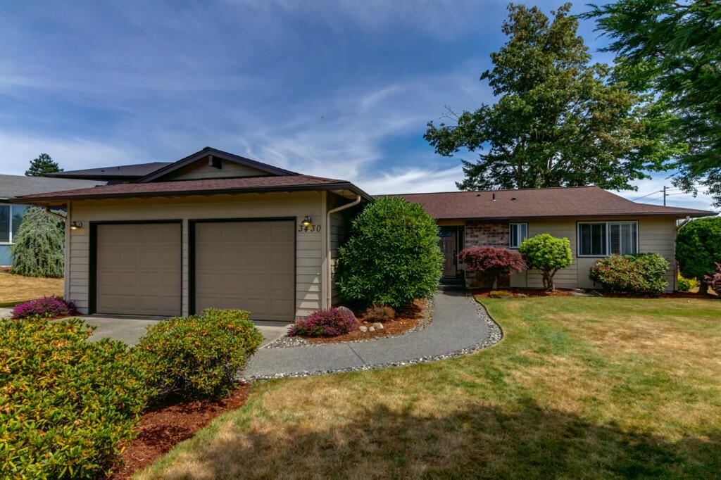 Property Photo:  3430 Crestline Place  WA 98226 