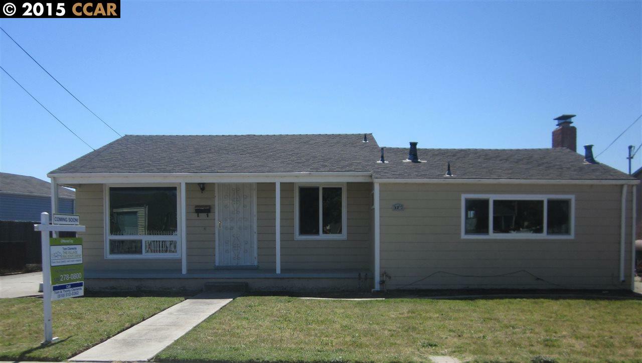 Property Photo:  17101 Via Chiquita  CA 94580 