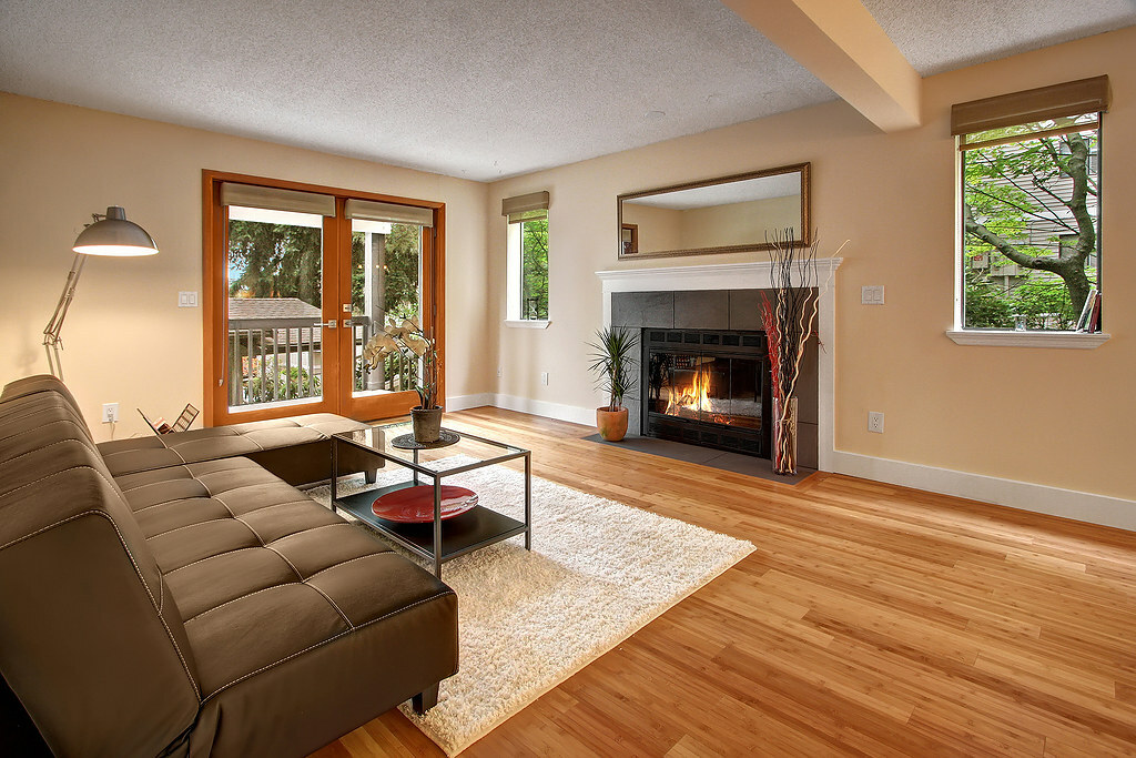 Property Photo:  412 10th St B102  WA 98033 