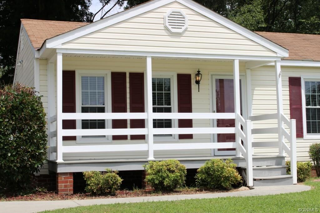 Property Photo:  6376 Dairy Drive  VA 23111 