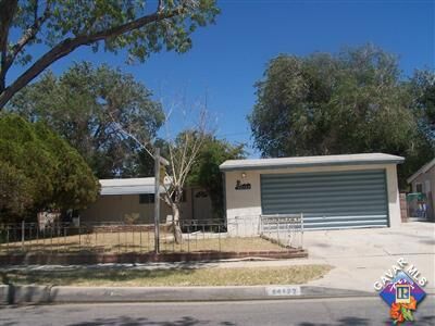 Property Photo:  44122 Stanridge Avenue  CA 93535 