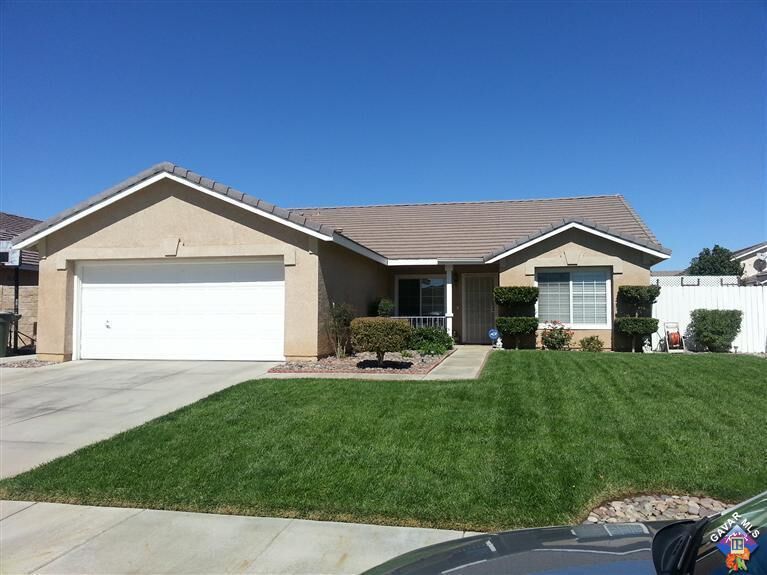 Property Photo:  3919 Paloma Court  CA 93560 