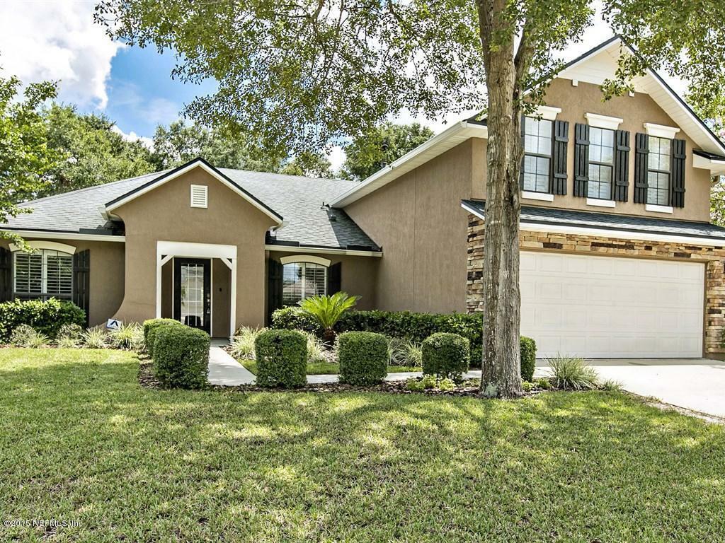 Property Photo: 1046 Garrison Drive FL 32092