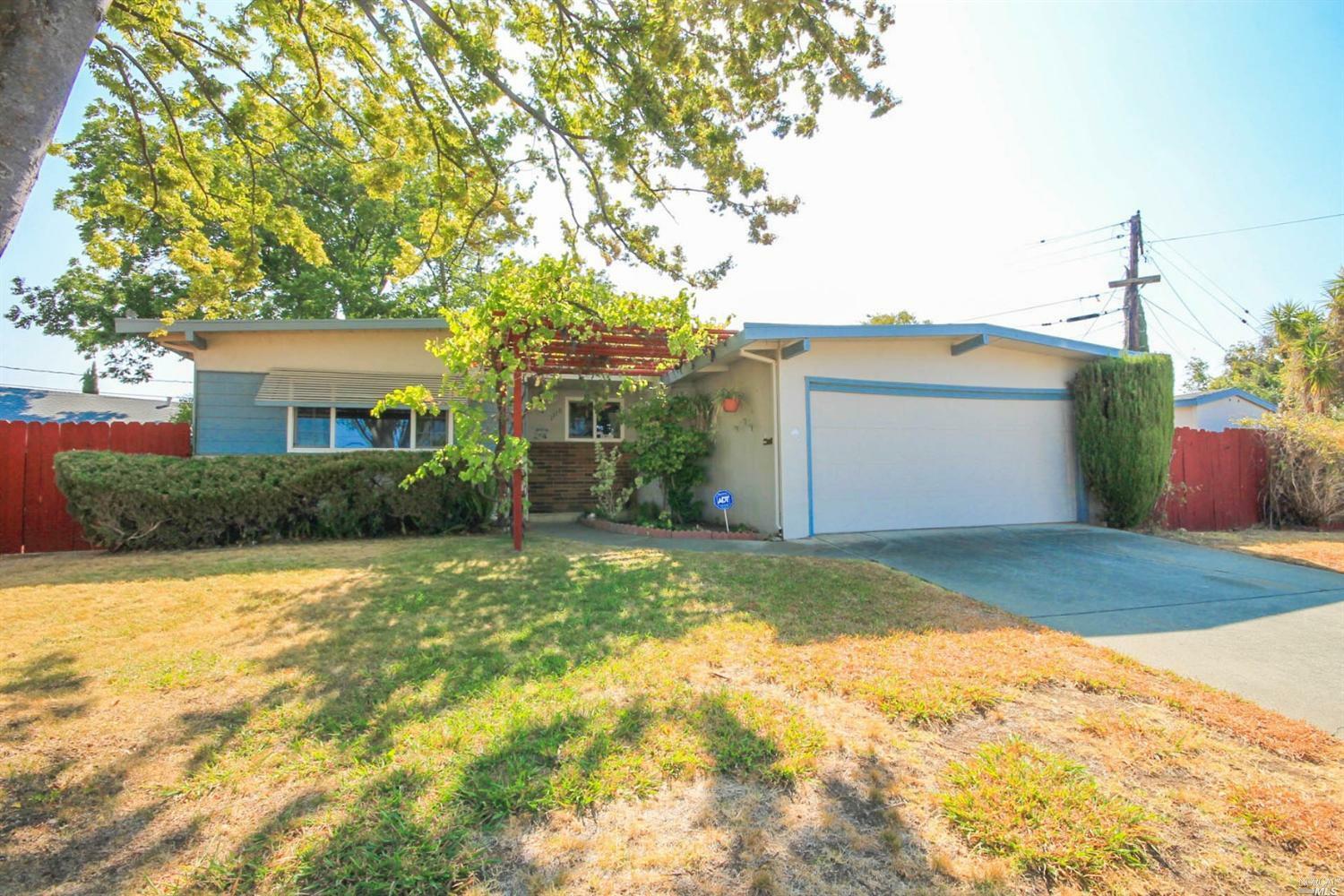 Property Photo:  1118 Coolidge Street  CA 94533 
