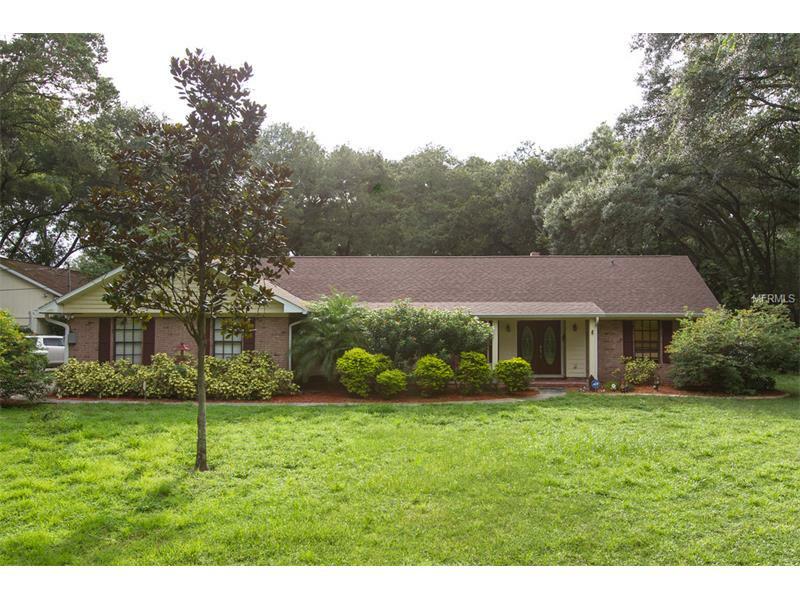 Property Photo: 1710 N Valrico Road FL 33527