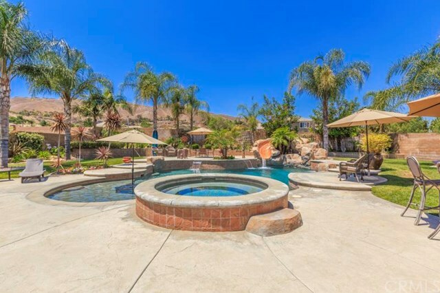 Property Photo: 2346 Old Heritage Road CA 92503