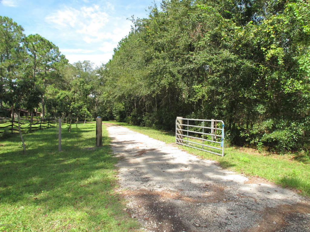 Property Photo:  3072 Henley  FL  