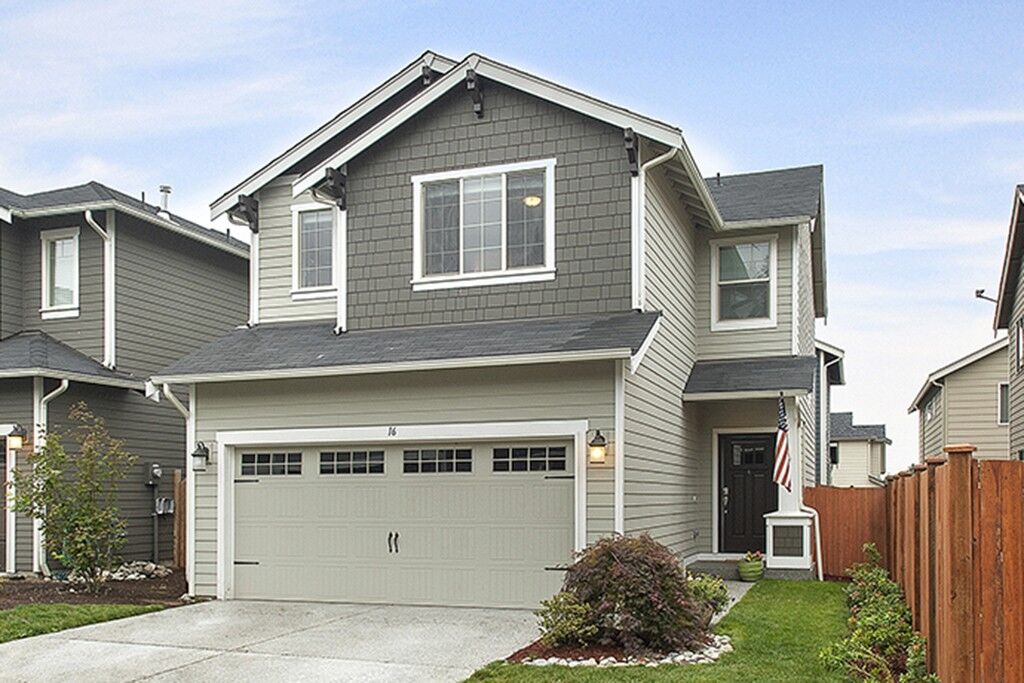 Property Photo:  16 92nd Dr SE  WA 98258 