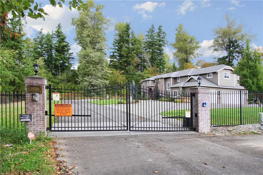 Property Photo:  14303 78th Ave E  WA 98373 