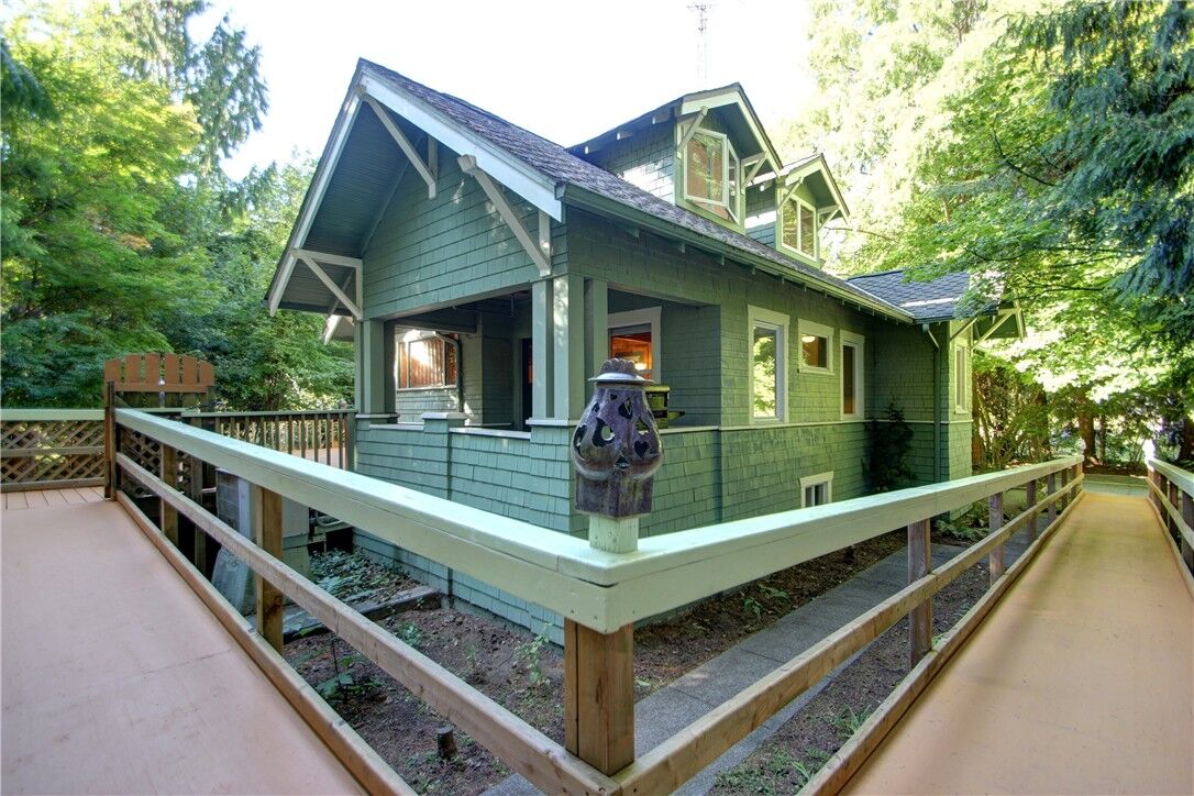 Property Photo: 310 Sapp Rd WA 98284
