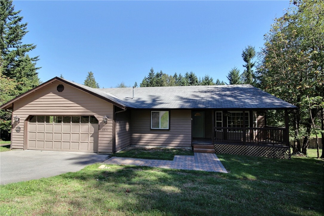 Property Photo: 3221 163rd Av Ct E WA 98391