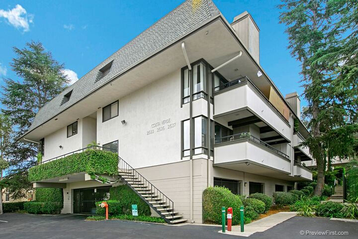 Property Photo:  2535 Navarra Drive B6  CA 92009 