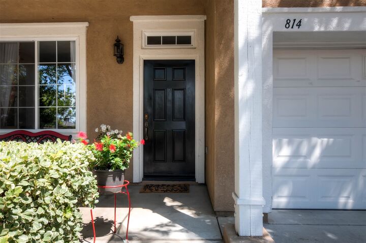 Property Photo:  814 Sierra Verde  CA 92084 