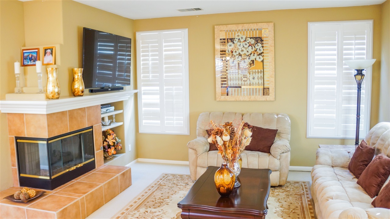 Property Photo: 12237 Pepper Tree Ln CA 92064