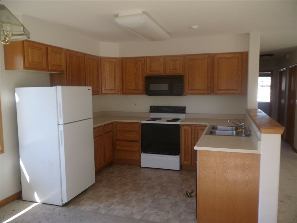 Property Photo:  625 W Horton Wy 214  WA 98226 