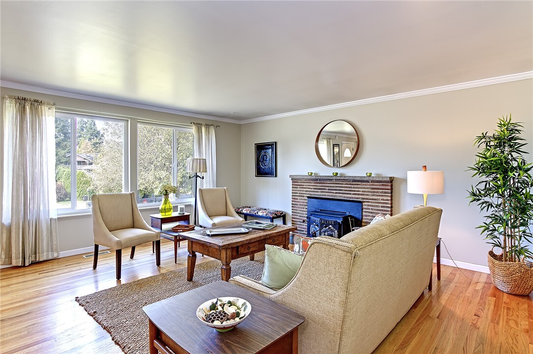 Property Photo: 9702 13th Ave NW WA 98117
