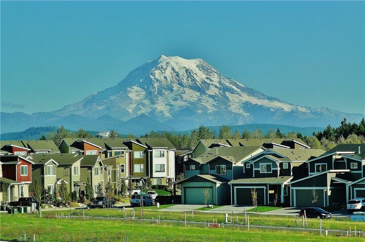 Property Photo:  11518 172nd St Ct E  WA 98374 