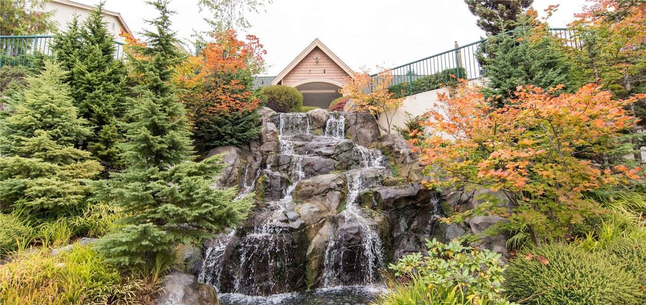 Property Photo:  4817 Morris Ave S Tt302  WA 98055 