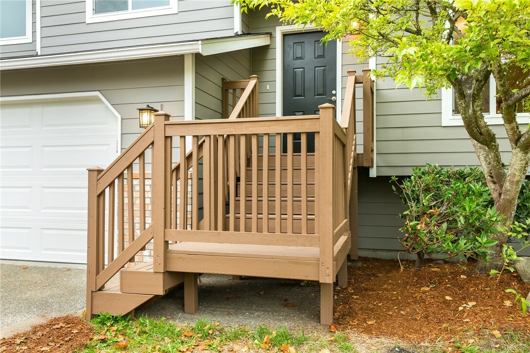 Property Photo: 13120 NE 100th St WA 98033